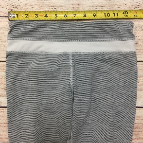 Lululemon Inspire Crop II Wee Are From Space White - Picture 5 of 7